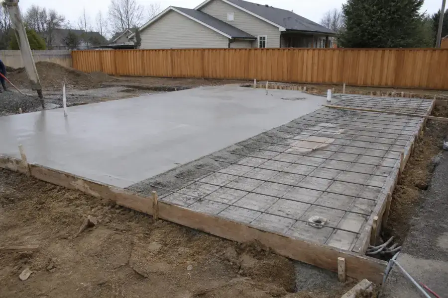 Concrete foundation pour